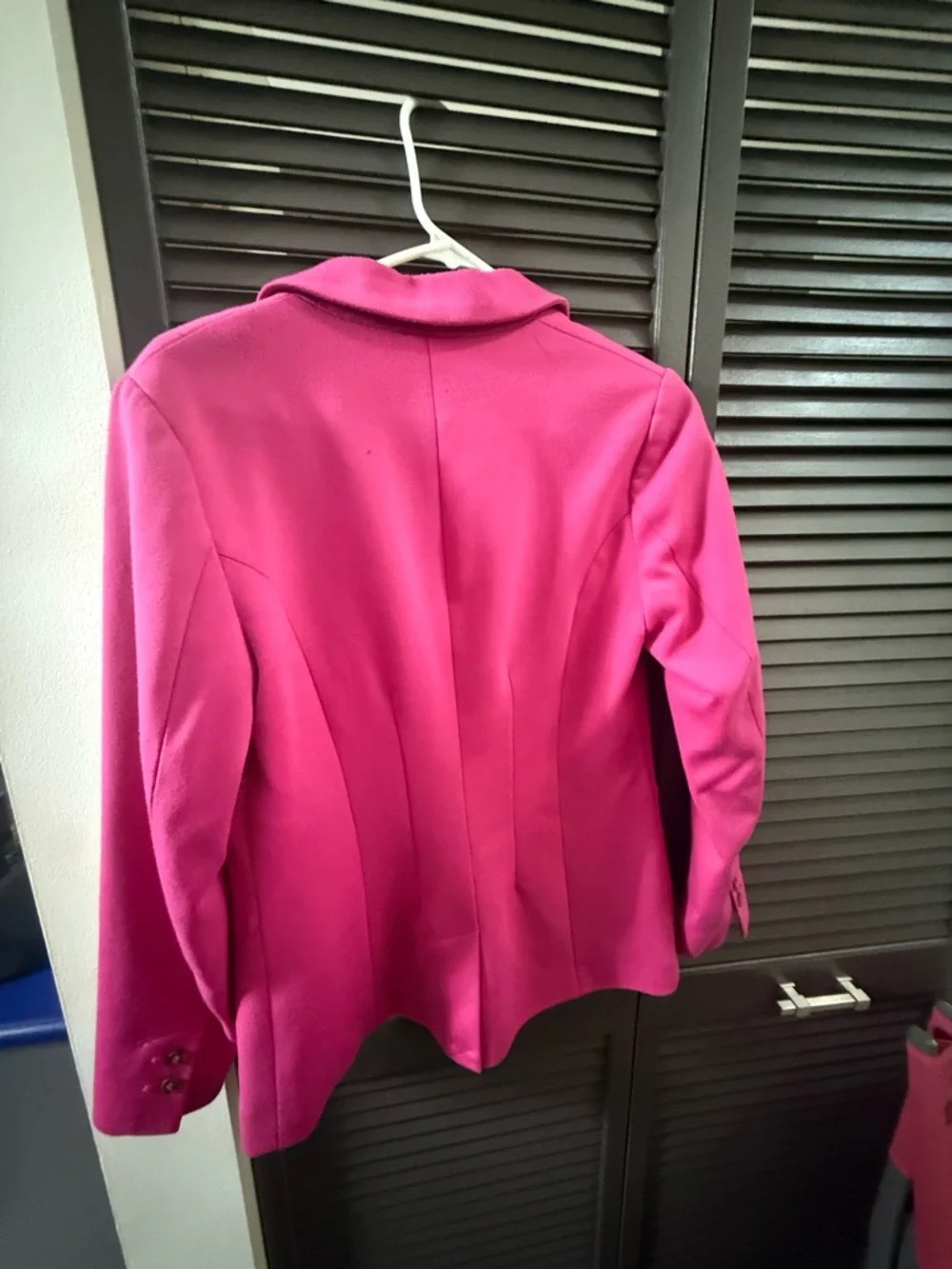 H&M Women's Bright Pink Notched Lapel Blazer - Picture 3 of 3